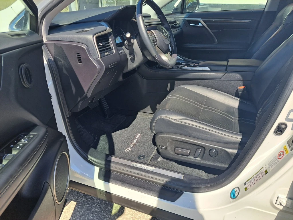 Lexus RX 350 Обдухване * AWD * Keyless * Сервизна История * , снимка 9 - Автомобили и джипове - 53819079