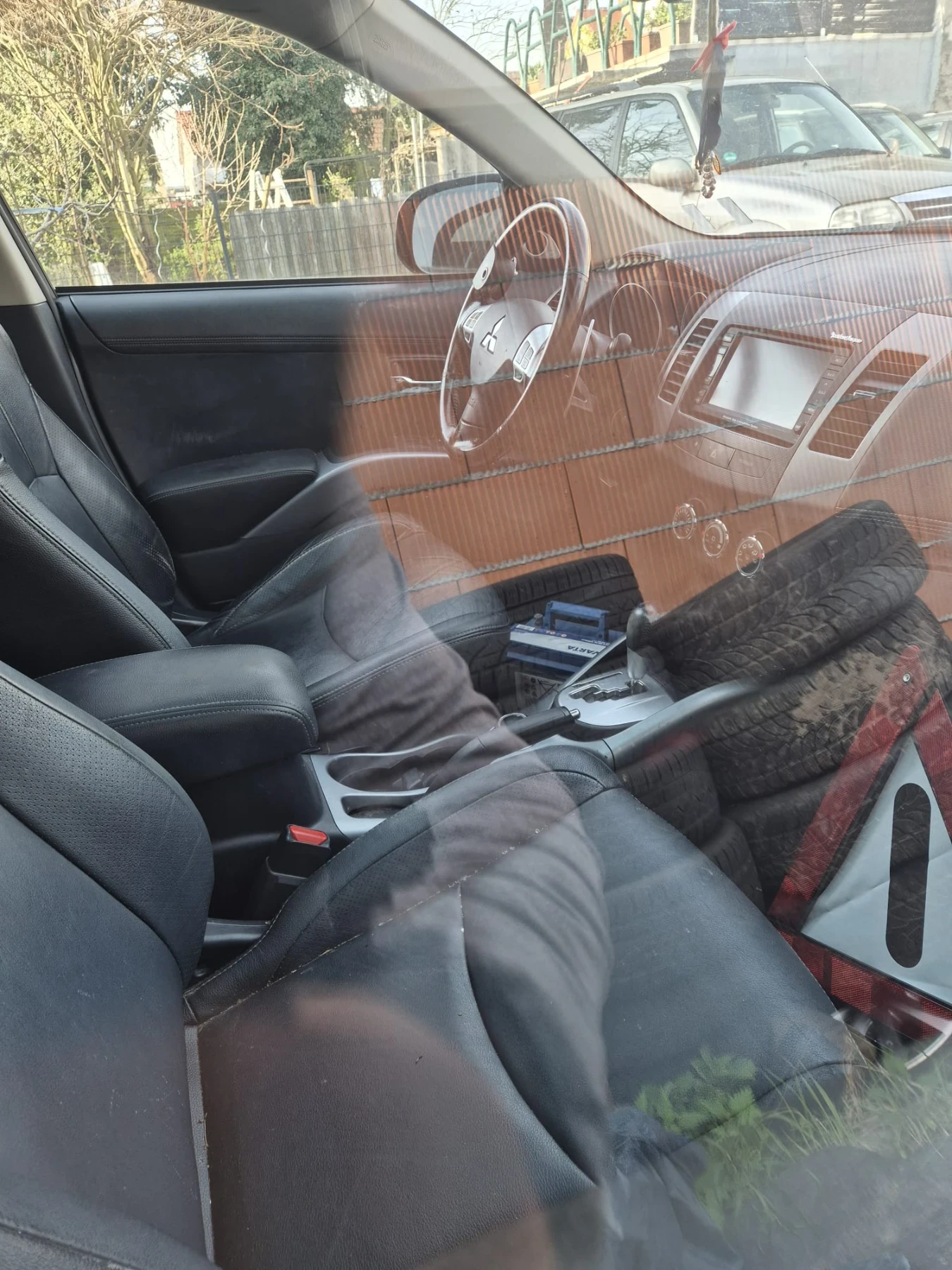 Mitsubishi Outlander 3.0* V6* 225ps* NAVI* AUT* ����* 7�����-4* 4 | Mobile.bg � ����������� 7