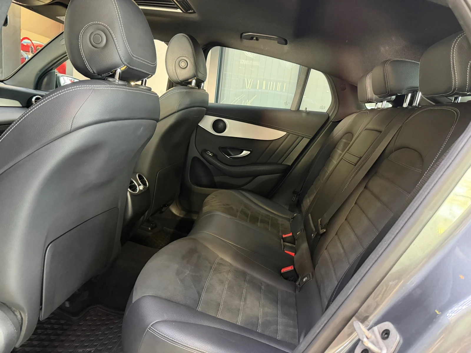 Mercedes-Benz GLC 220 d COUPE 4 MATIC * AMG* ШИБЕДАХ * КАМЕРА * , снимка 5 - Автомобили и джипове - 54373148