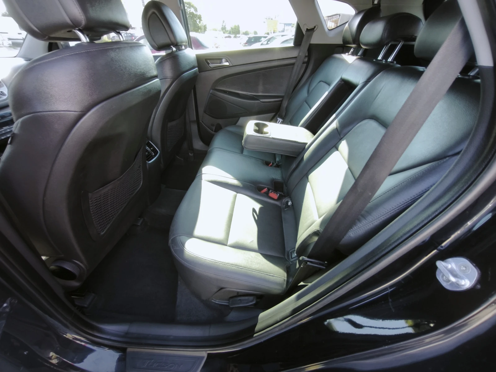 Hyundai Tucson 1.6i AUTOMATIC - 4x4 - EURO6 , снимка 13 - Автомобили и джипове - 55070655