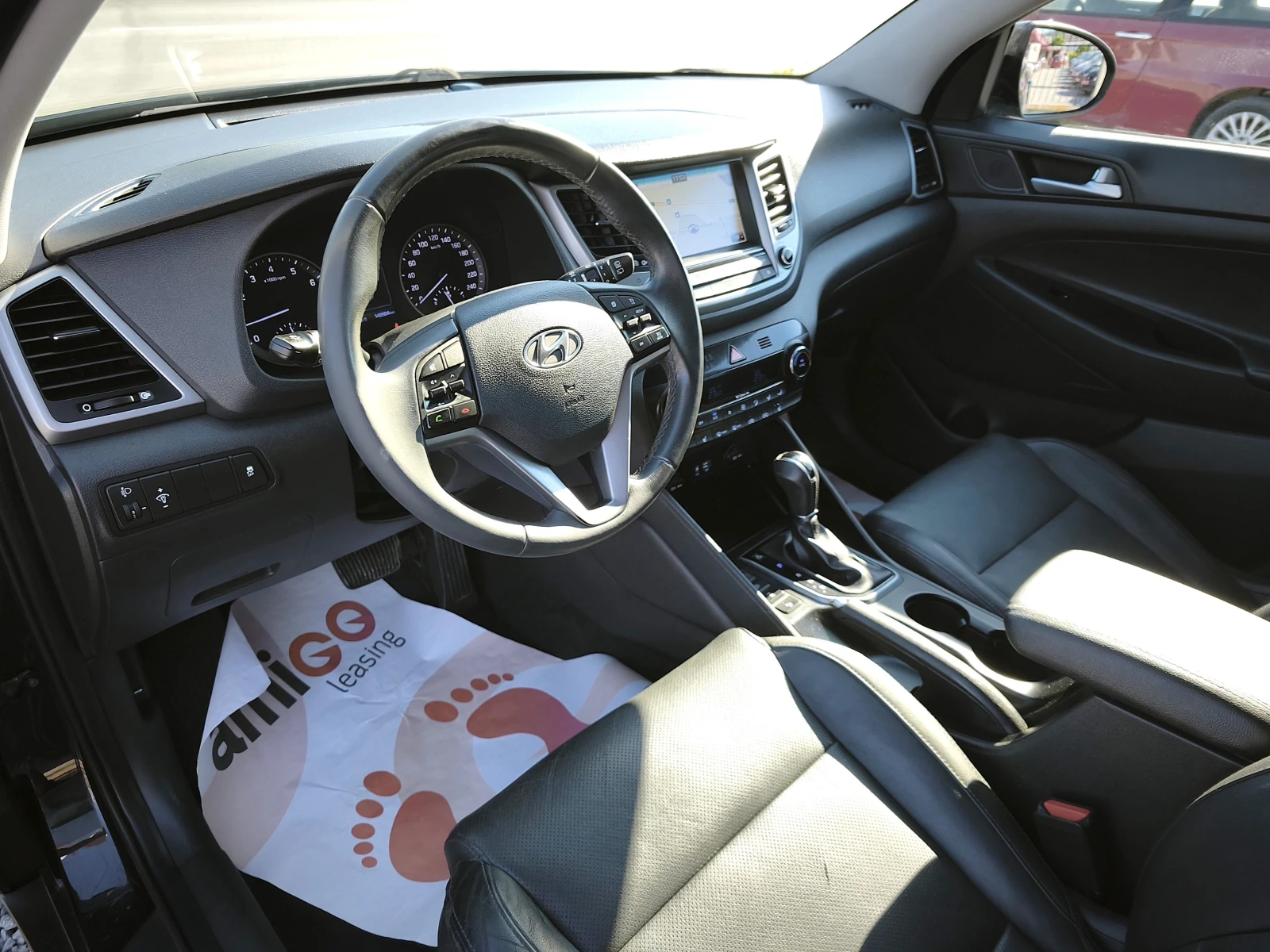 Hyundai Tucson 1.6i AUTOMATIC - 4x4 - EURO6 , снимка 8 - Автомобили и джипове - 55070655