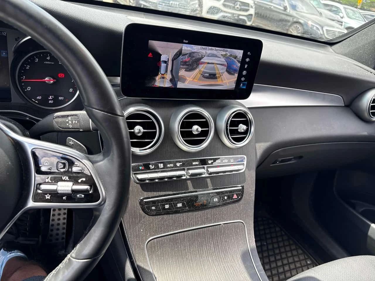 Mercedes-Benz GLC 300 4MATIC/360/ПАНОРАМА/ПОДГРЕВИ/OT MERCEDES, снимка 9 - Автомобили и джипове - 55160872