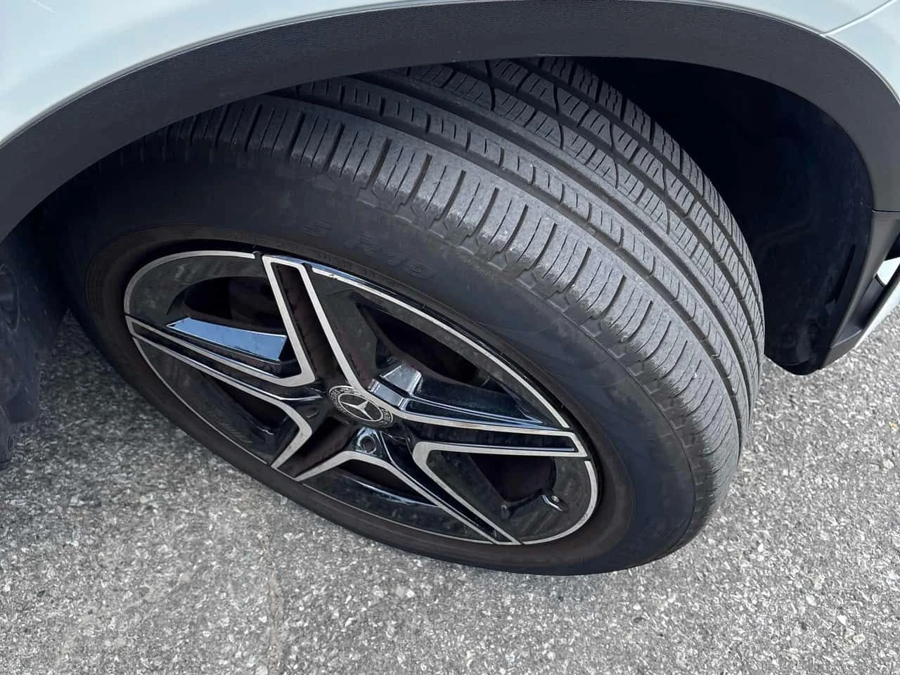 Mercedes-Benz GLC 300 4MATIC/360/ПАНОРАМА/ПОДГРЕВИ/OT MERCEDES, снимка 6 - Автомобили и джипове - 55160872