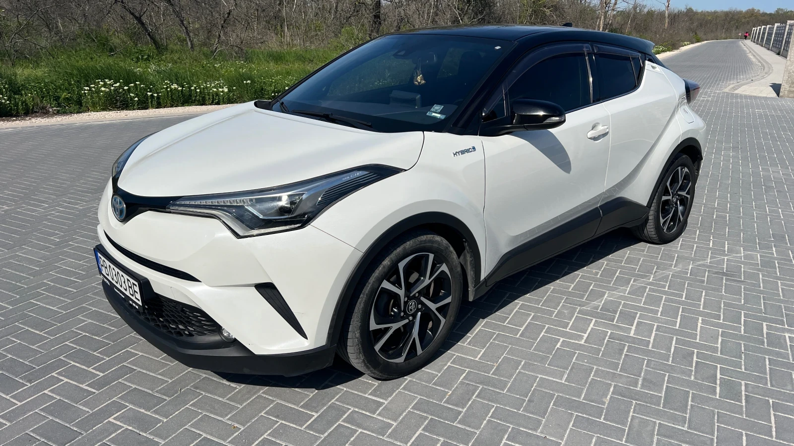 Toyota C-HR, снимка 8 - Автомобили и джипове - 55390764