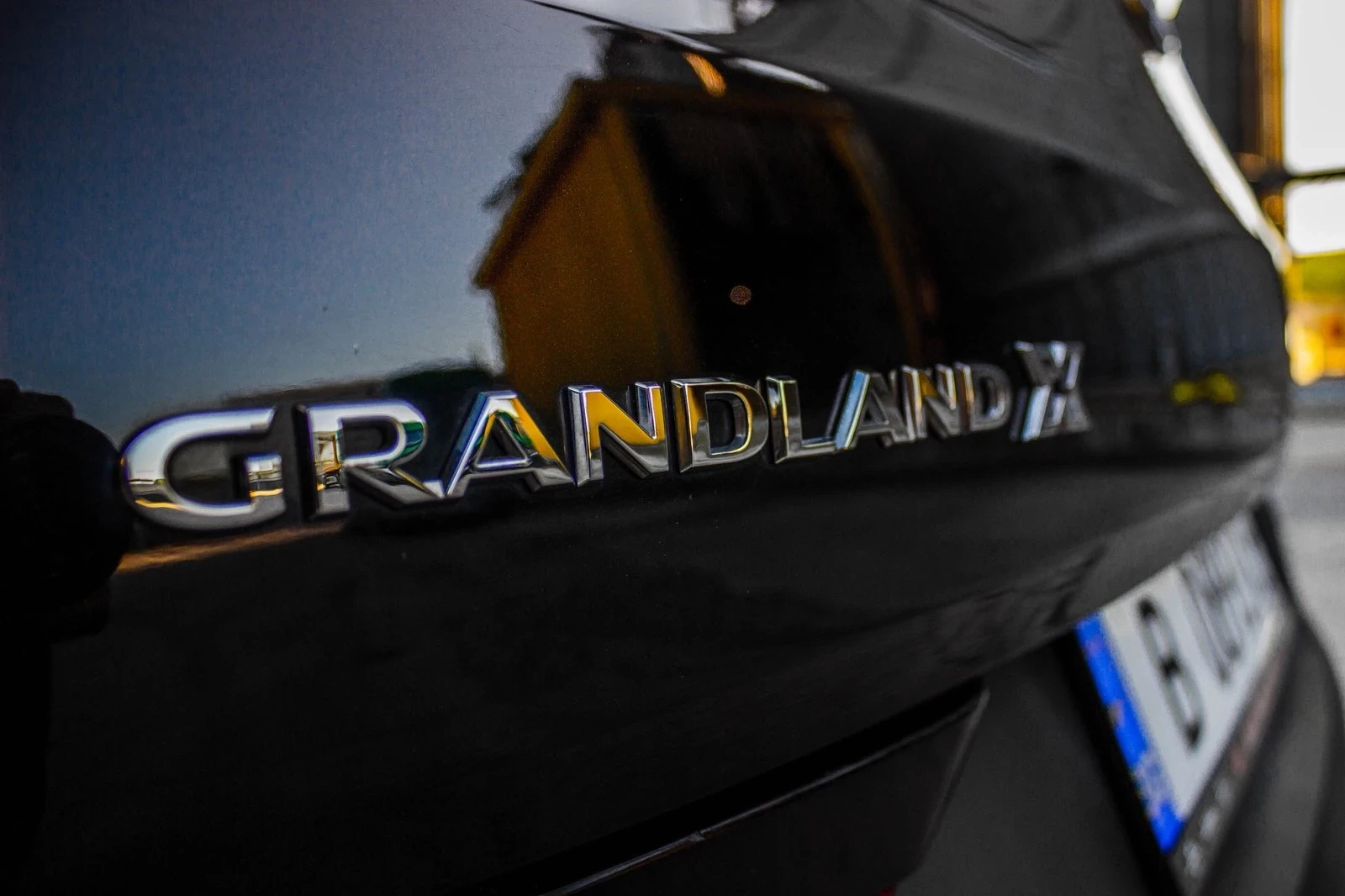 Opel Grandland X 1.6 Turbo Innovation Plug-in Hybrid4 4x4 Automatic, снимка 12 - Автомобили и джипове - 55412655