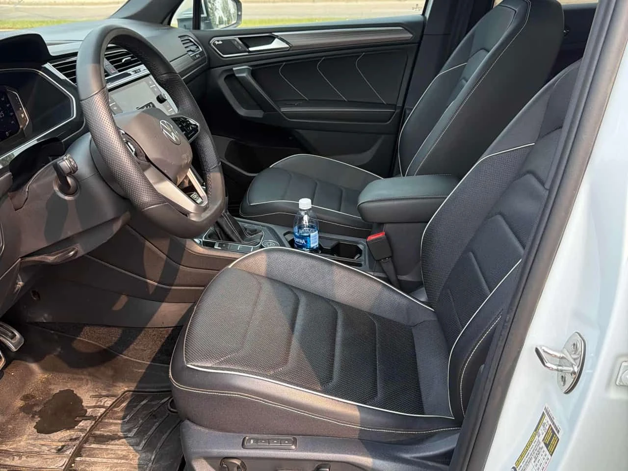 VW Tiguan Highline R Line /360/DIS/ОБДУХВАНЕ/FENDER, снимка 5 - Автомобили и джипове - 55602555