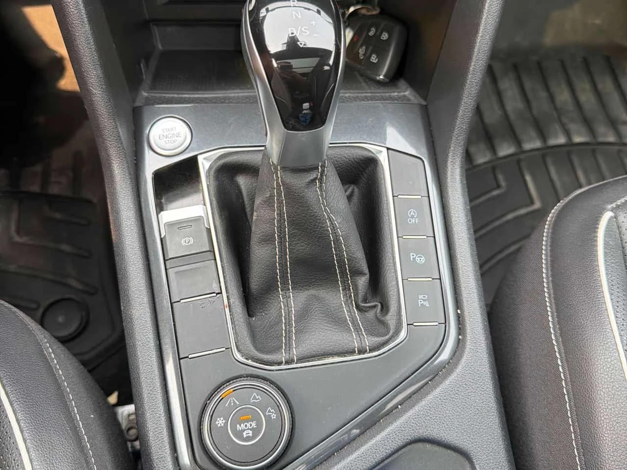 VW Tiguan Highline R Line /360/DIS/ОБДУХВАНЕ/FENDER, снимка 12 - Автомобили и джипове - 55602555