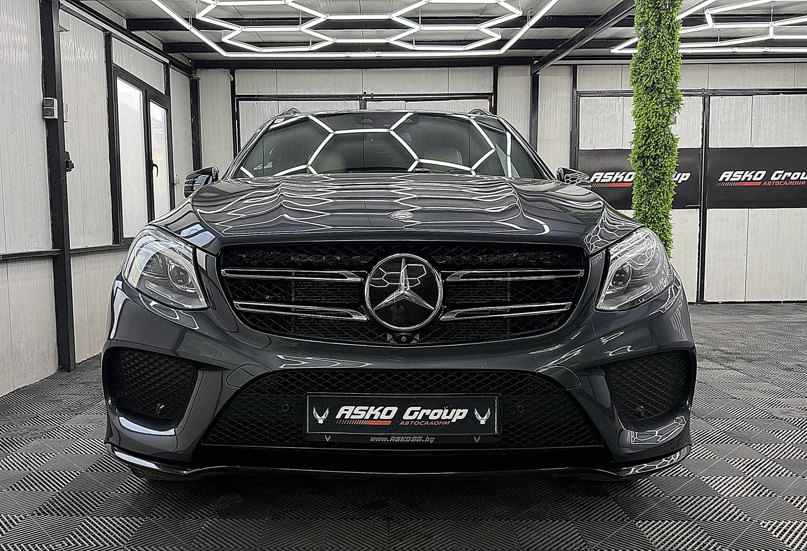 Mercedes-Benz GLE 500 designo/AMG-/PANORAMA/KeylessGo/ГЕРМАНИЯ ЛИЗИНГ, снимка 2 - Автомобили и джипове - 55830031