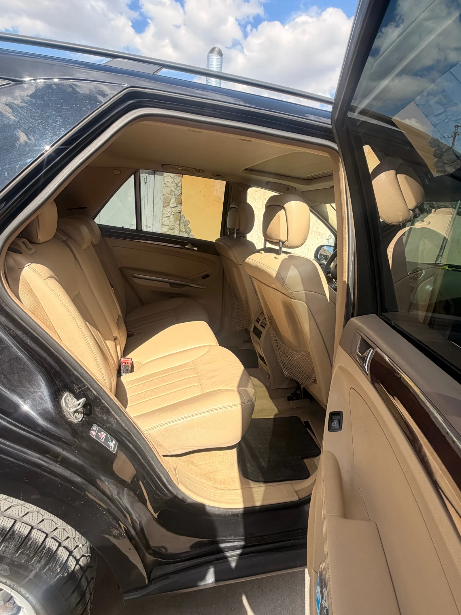 Mercedes-Benz ML 320, снимка 11 - Автомобили и джипове - 56179895