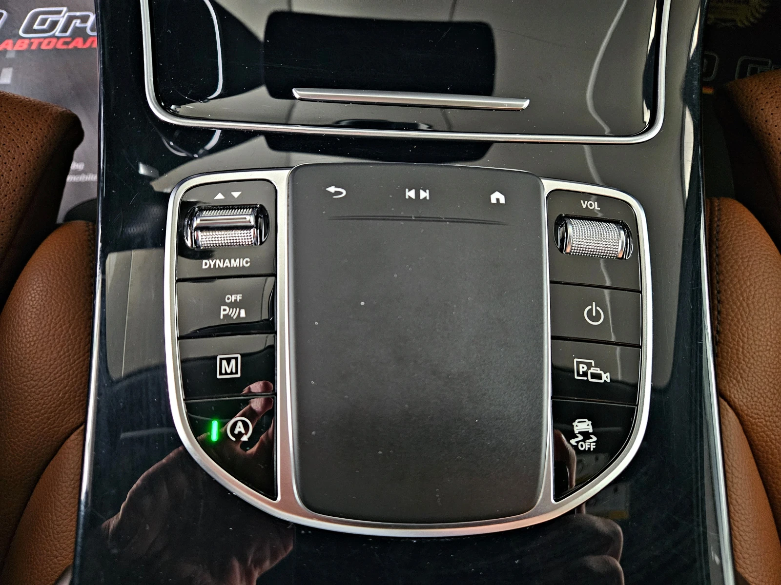 Mercedes-Benz GLC Coupe 200/AMG/GERMANY/VIRTUAL/HEAD UP/CAMERA/BLIND SP/LI, снимка 12 - Автомобили и джипове - 56270901