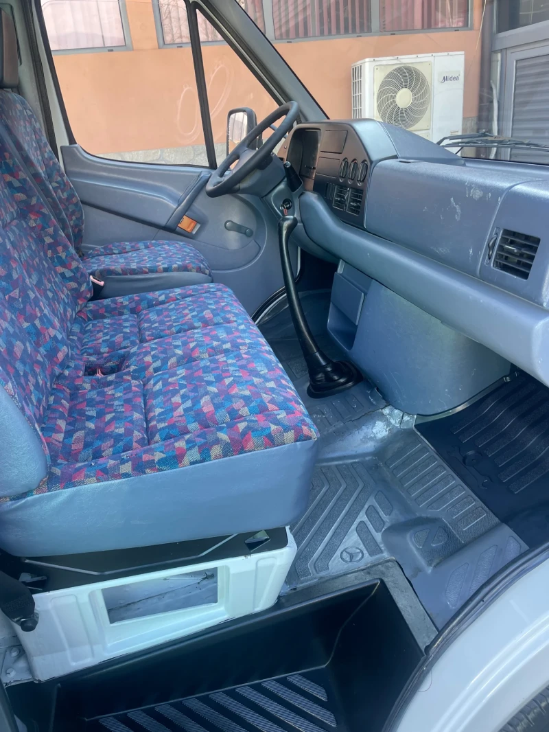 Mercedes-Benz Sprinter 412, снимка 5 - Бусове и автобуси - 48620700