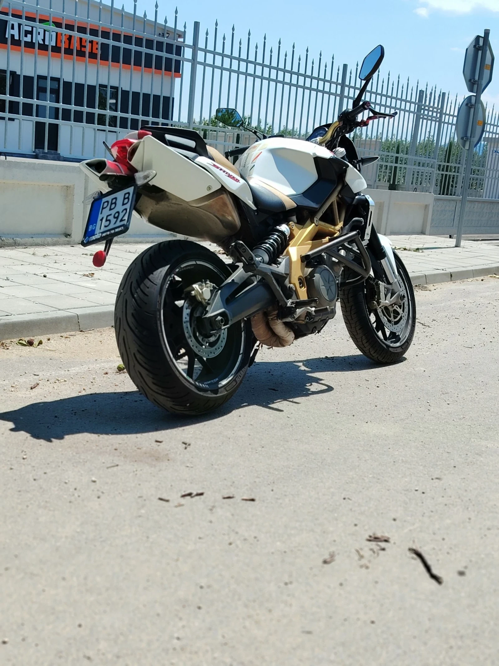 Aprilia Shiver Shiver 750i ABS - изображение 8