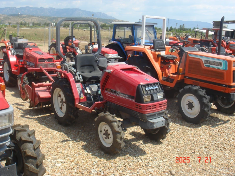 Трактор Kubota СКАЙТРАК, снимка 2 - Селскостопанска техника - 51092836