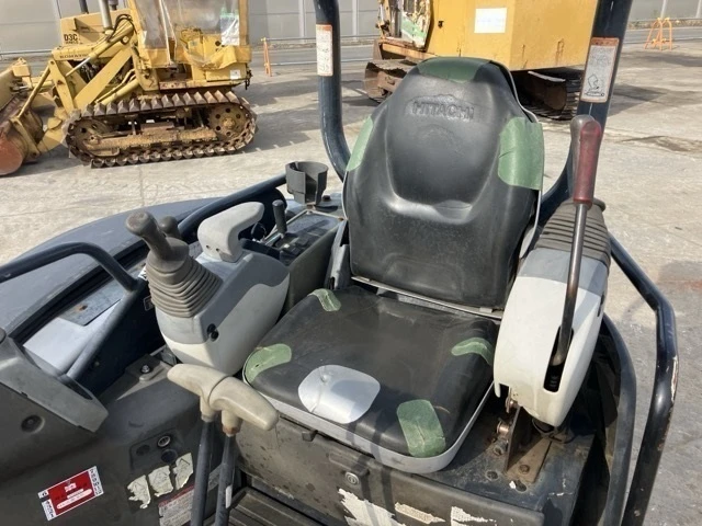 Багер Hitachi ZX27U-3 / ОЧАКВАН ВНОС, снимка 5 - Индустриална техника - 53163016