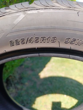 Гуми Всесезонни 225/45R18, снимка 4