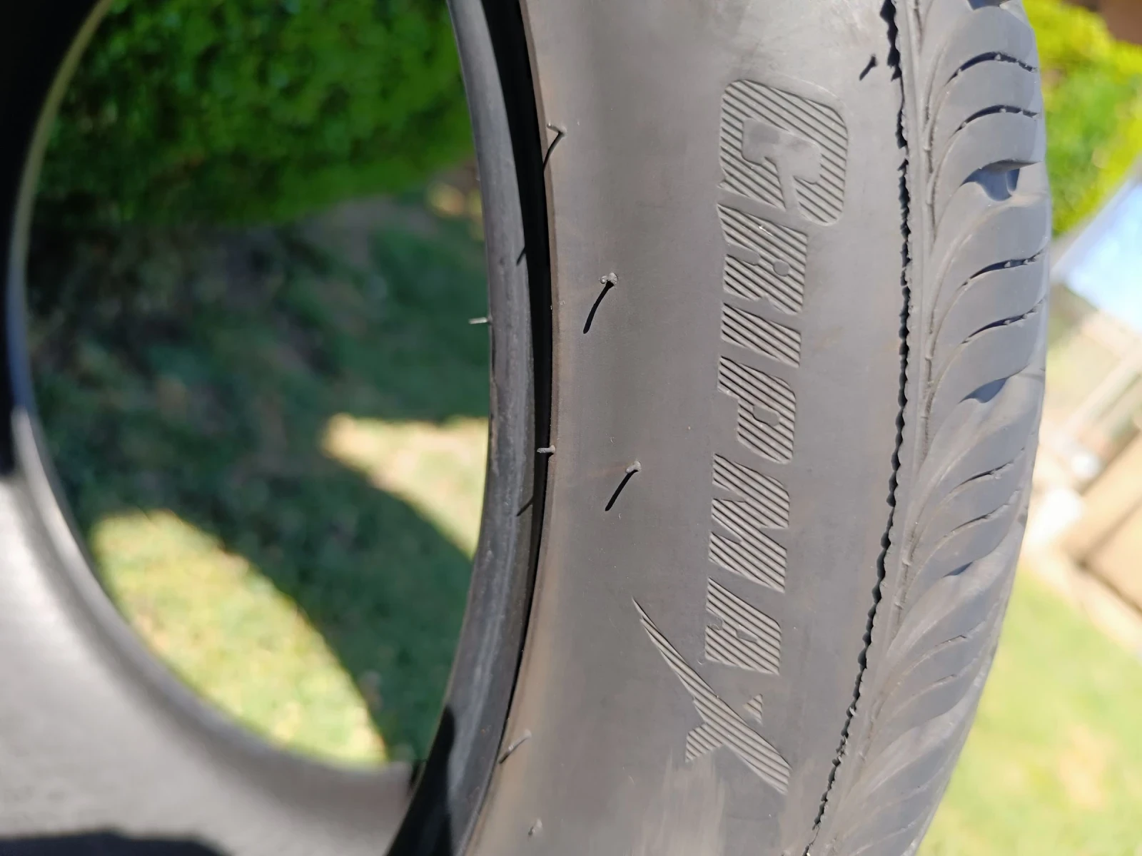Гуми Всесезонни 225/45R18, снимка 2 - Гуми и джанти - 55242153