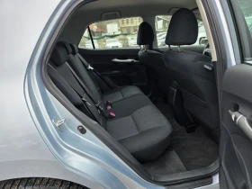 Toyota Auris 1.8 VVTI HYBRID 99 К.С. ФЕЙСЛИФТ / АВТОМАТ, снимка 10