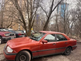 Mercedes-Benz C 220, снимка 4