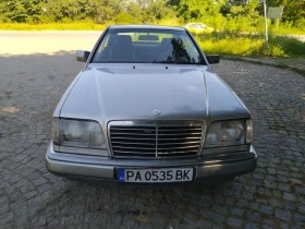 Mercedes-Benz E 200, снимка 1