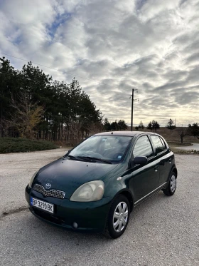 Toyota Yaris 1.0i, снимка 1