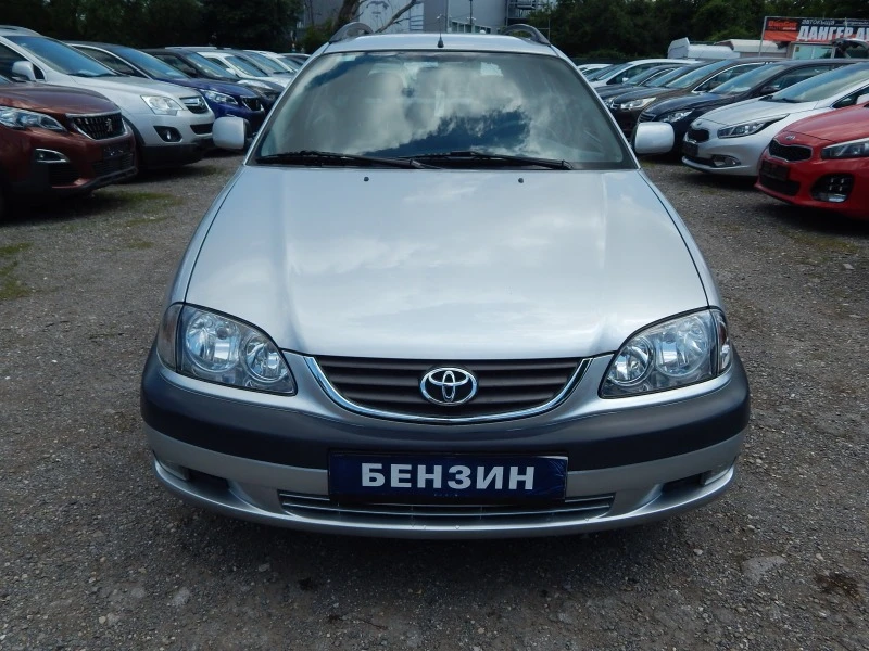 Toyota Avensis 1.8i* ПЕРФЕКТНА* , снимка 2 - Автомобили и джипове - 43464067