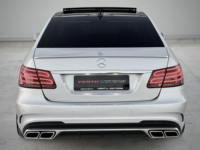 Mercedes-Benz E 350 AMG / PANO / FULL LED / Bang&Olufsen / Ambient, снимка 5 - Автомобили и джипове - 47739738