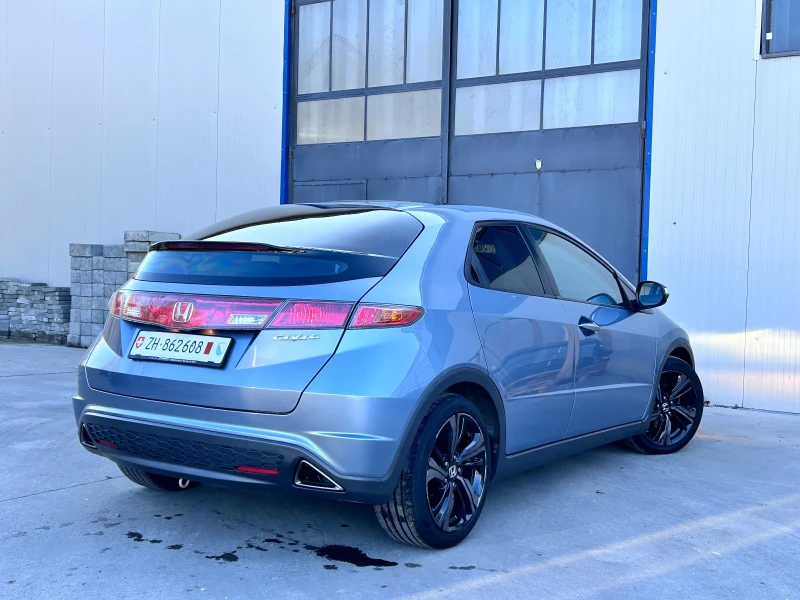 Honda Civic 1.8i/ШВЕЙЦАРИЯ/SPORT, снимка 5 - Автомобили и джипове - 48002318