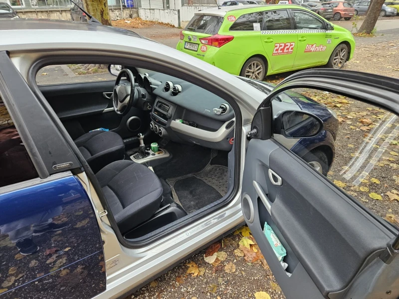 Smart Forfour, снимка 6 - Автомобили и джипове - 48179660