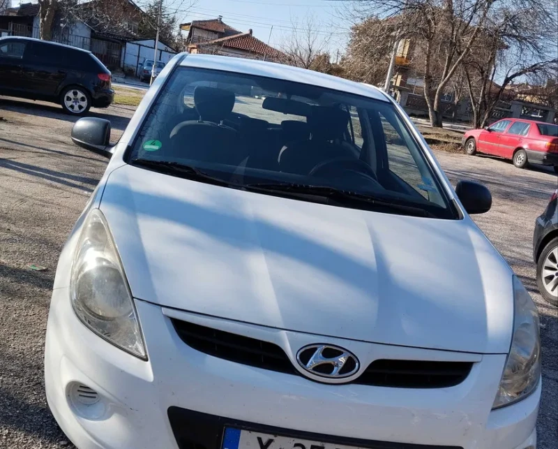 Hyundai I20, снимка 4 - Автомобили и джипове - 48714720