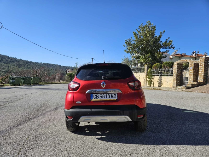 Renault Captur INTENS TCe Евро 6B, снимка 3 - Автомобили и джипове - 49136821