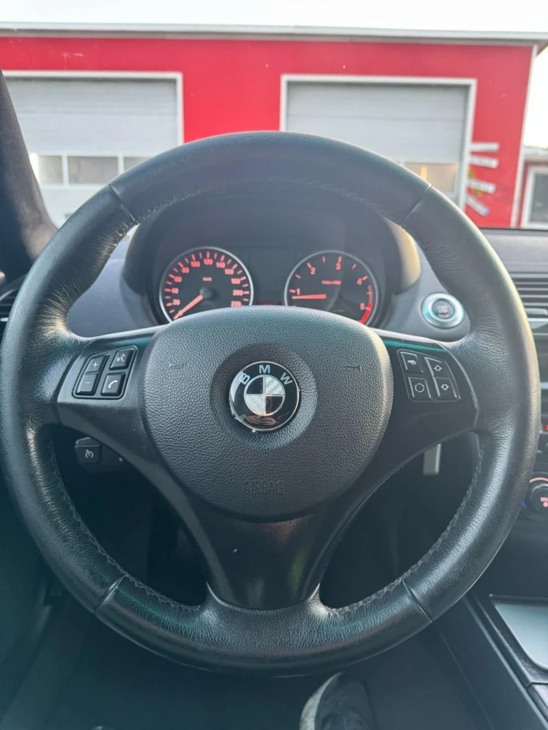 BMW 120 2.0D, 163к.с., АВТОПИЛОТ, КОЖА, НОВИ ГУМИ , снимка 11 - Автомобили и джипове - 49366380