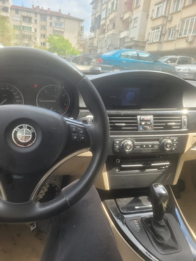 BMW 320, снимка 8 - Автомобили и джипове - 51934524