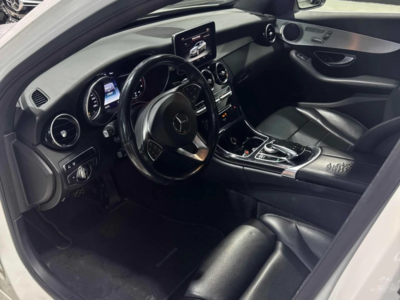 Mercedes-Benz C 300 4M* AMG-pkg* Пано* Подгрев* 360View, снимка 7 - Автомобили и джипове - 52707629