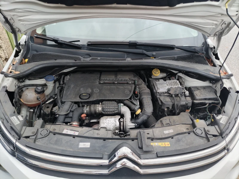 Citroen C3 1.6HDI, снимка 11 - Автомобили и джипове - 52811620