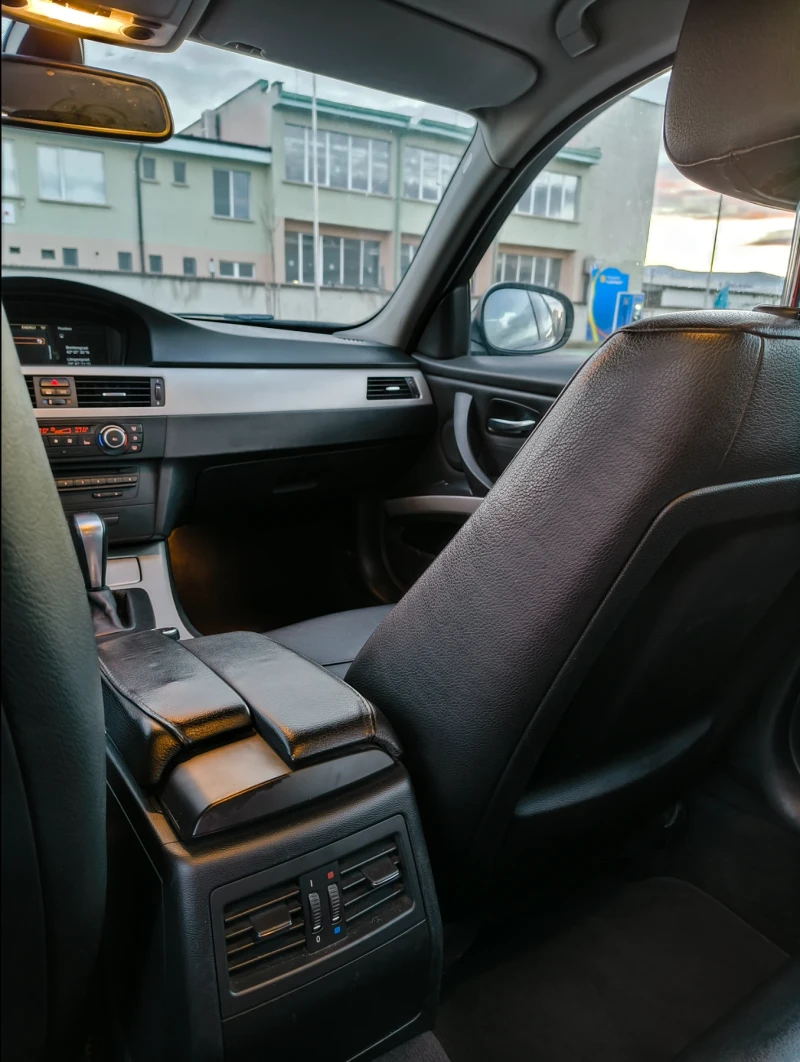 BMW 320 D/Xdrive/Big Navi/, снимка 10 - Автомобили и джипове - 52949457