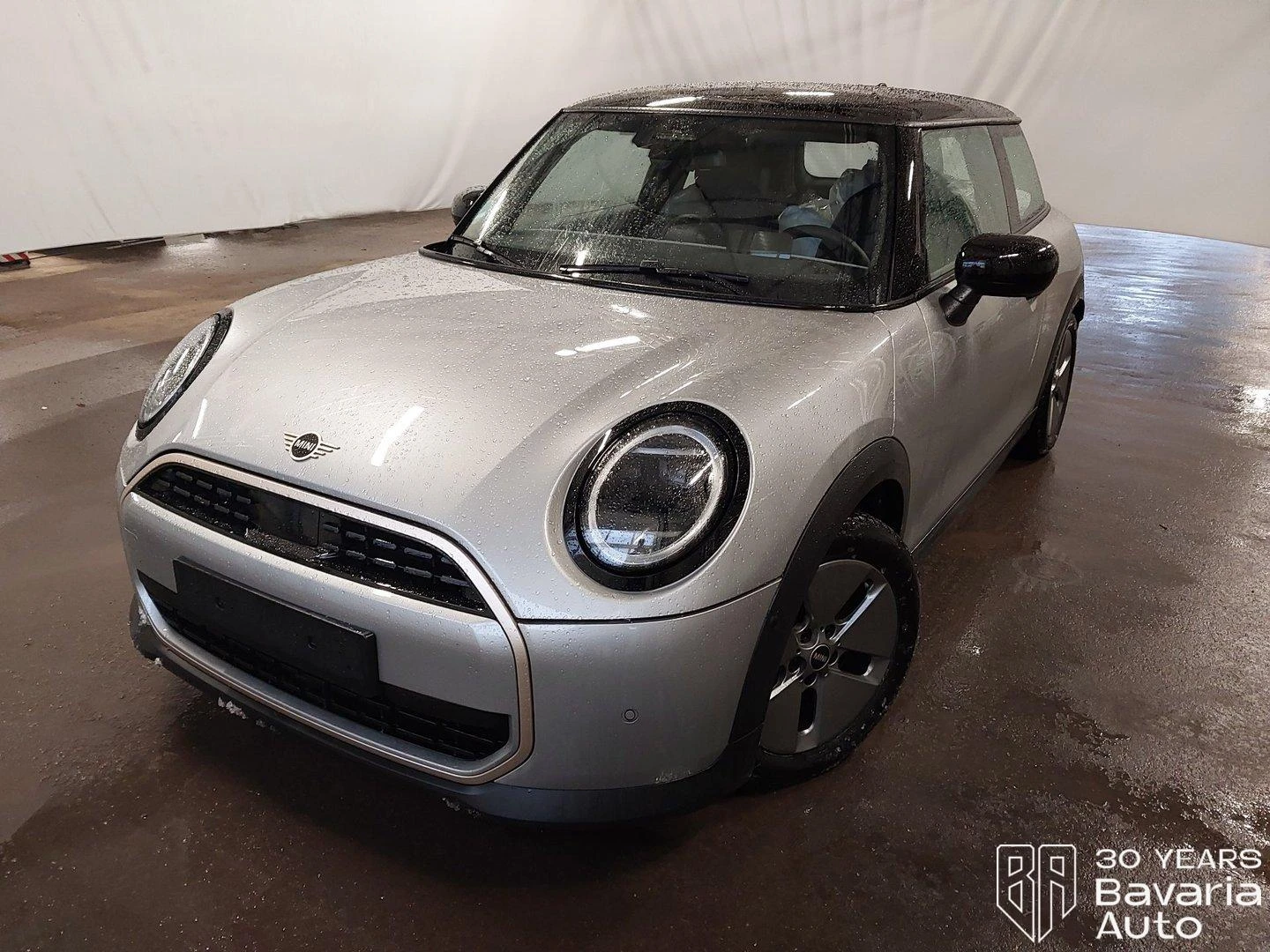 Mini Cooper C 1, 5 Steptronic Favoured Trim, снимка 1