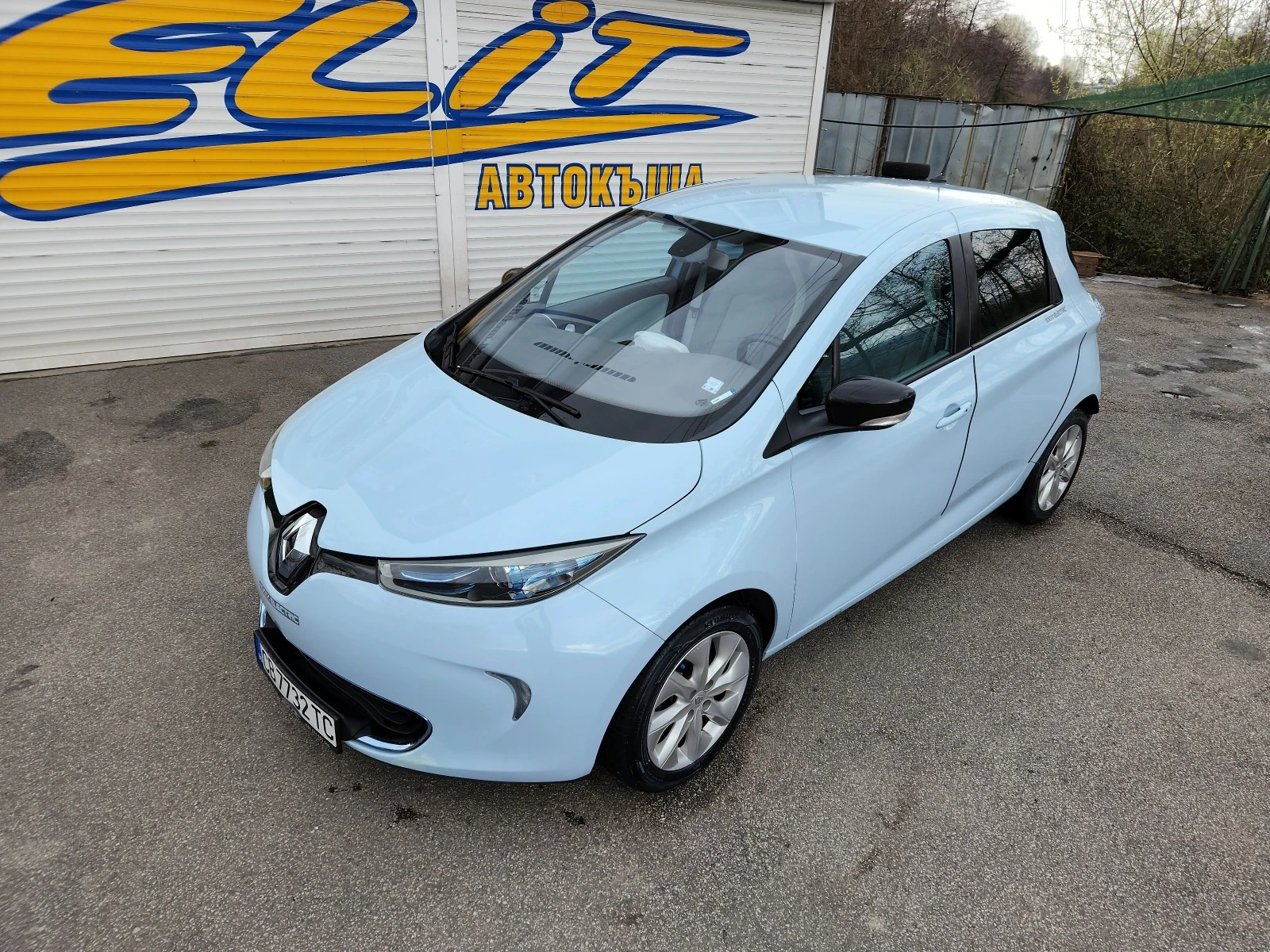 Renault Zoe 22kw. Собствена батерия - изображение 2