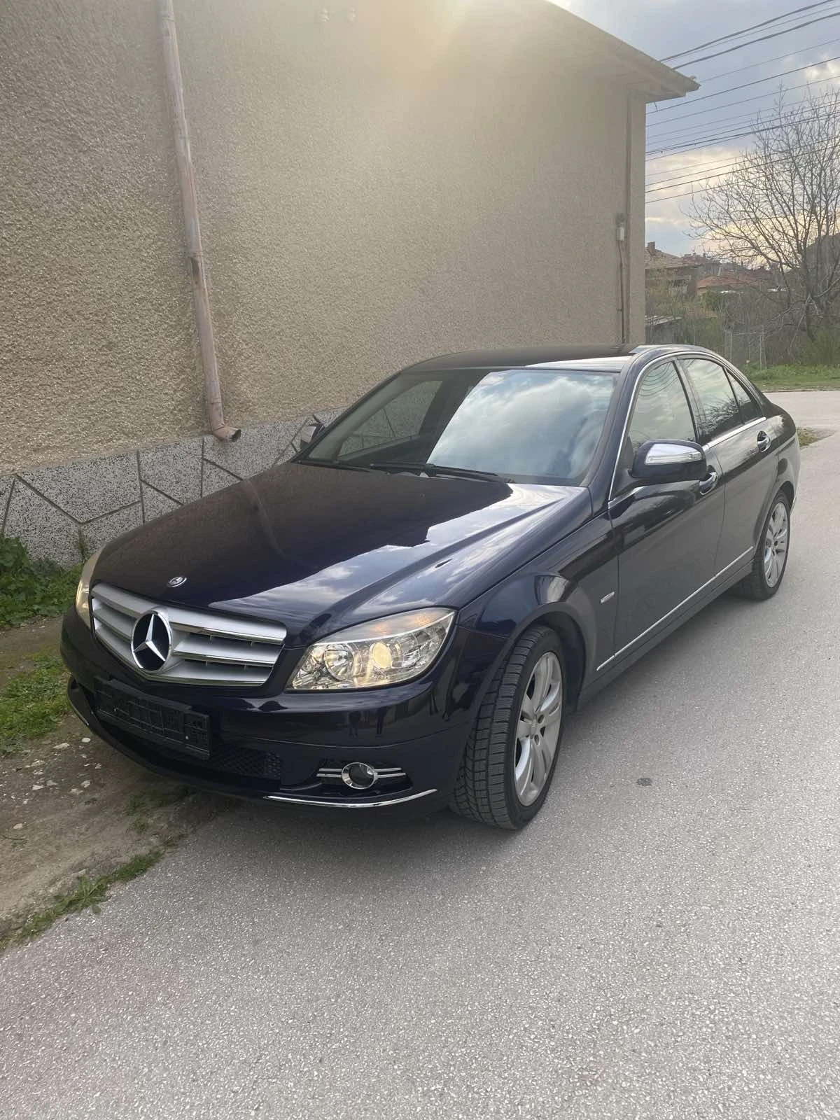 Mercedes-Benz C 220  - изображение 2
