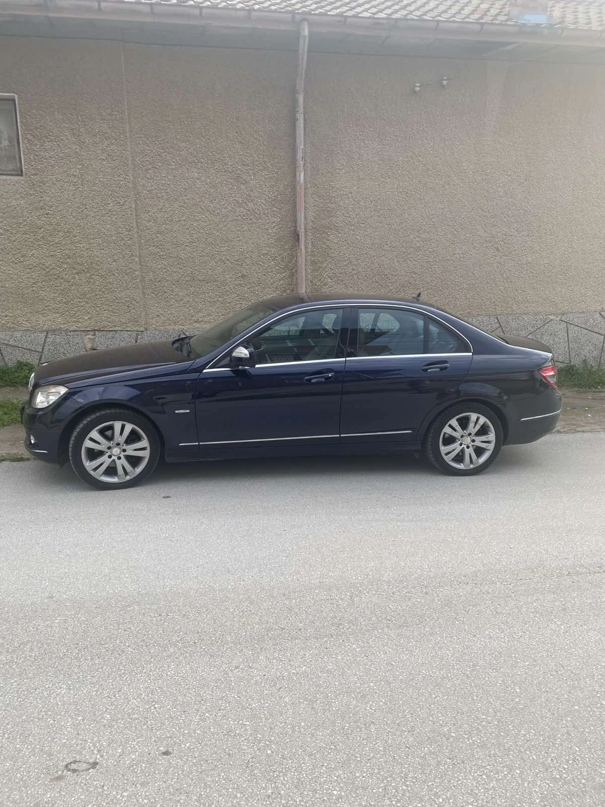 Mercedes-Benz C 220  - изображение 4