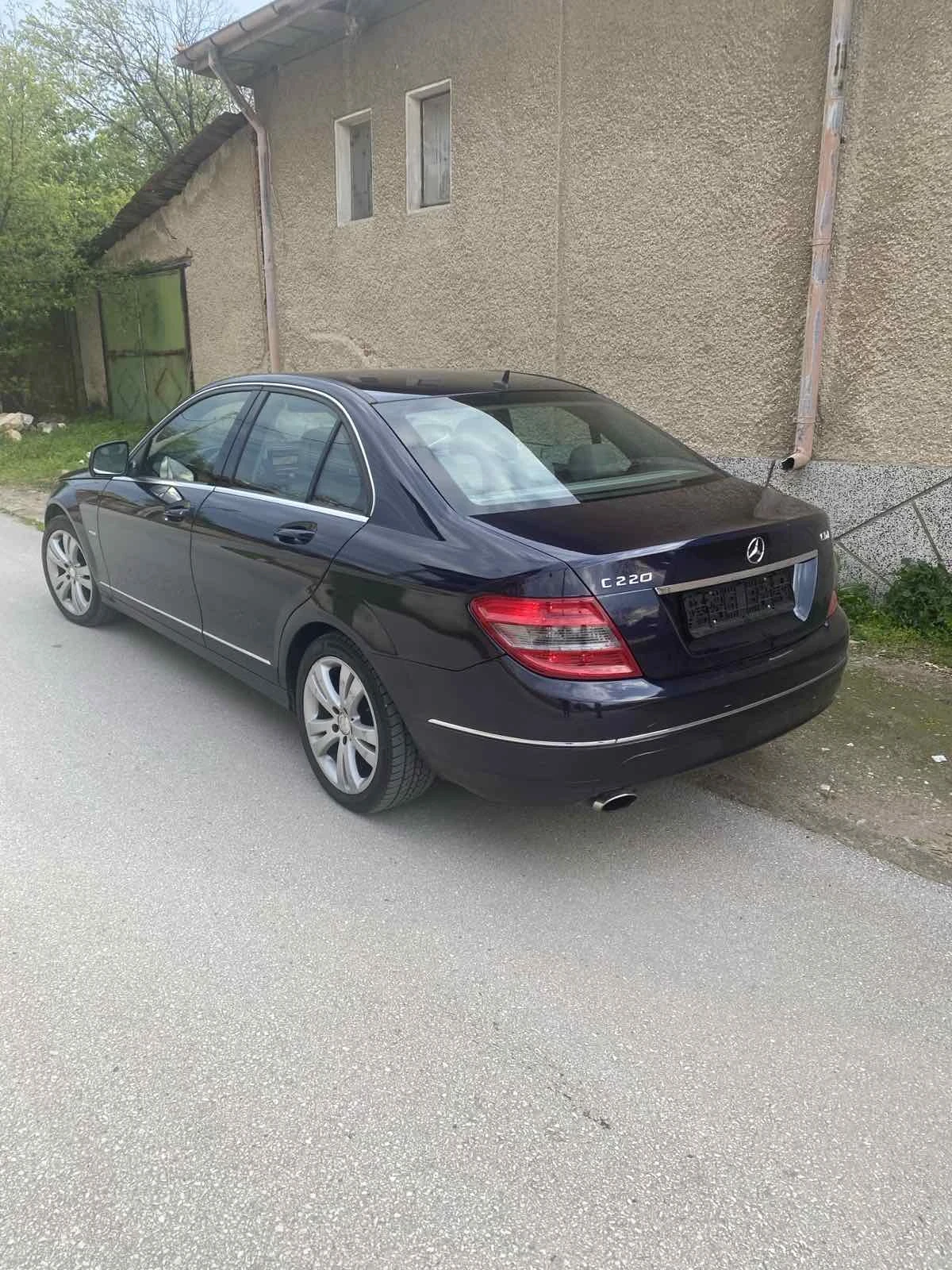 Mercedes-Benz C 220  - изображение 3