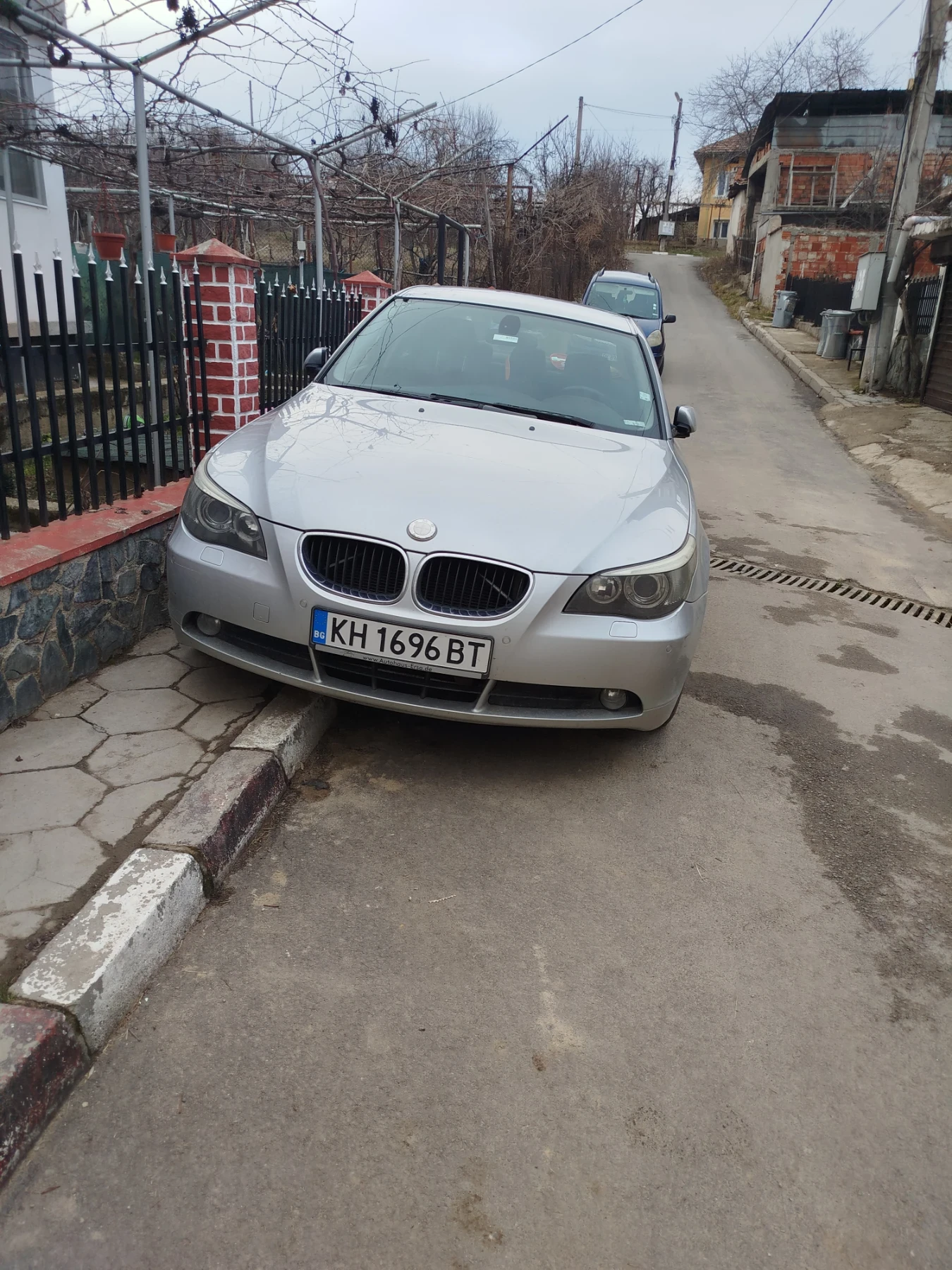 BMW 523  - изображение 4