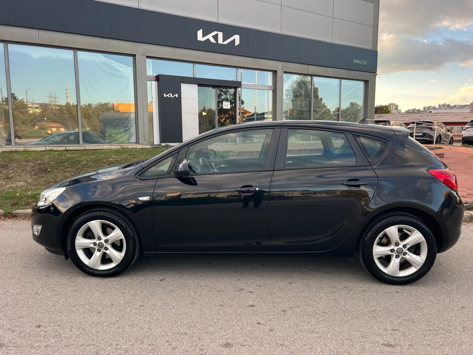 Opel Astra 1.7CDTI/NAVI/TOP - изображение 4