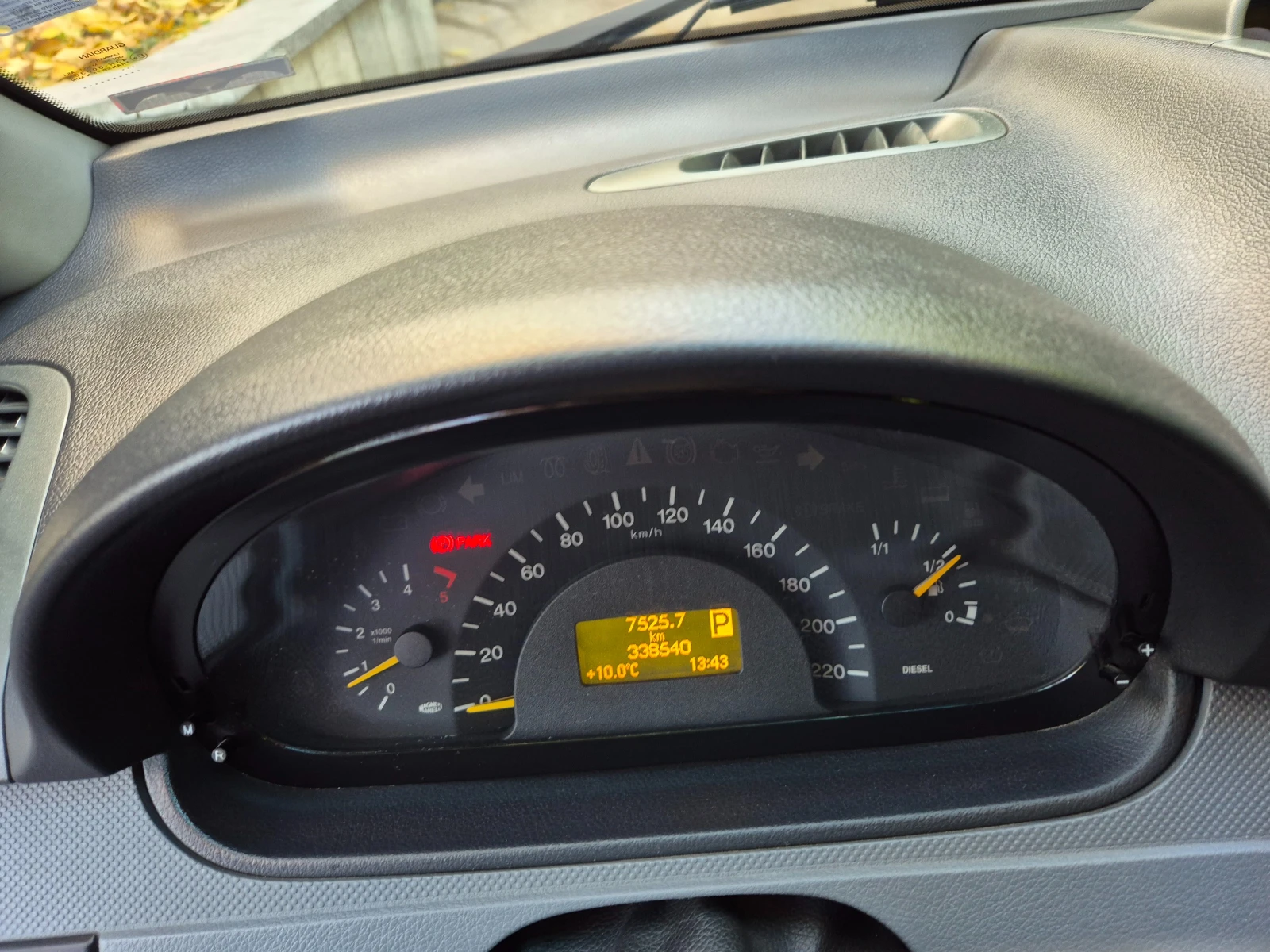 Mercedes-Benz Viano 115 CDI (2.2) 8-местен - изображение 10