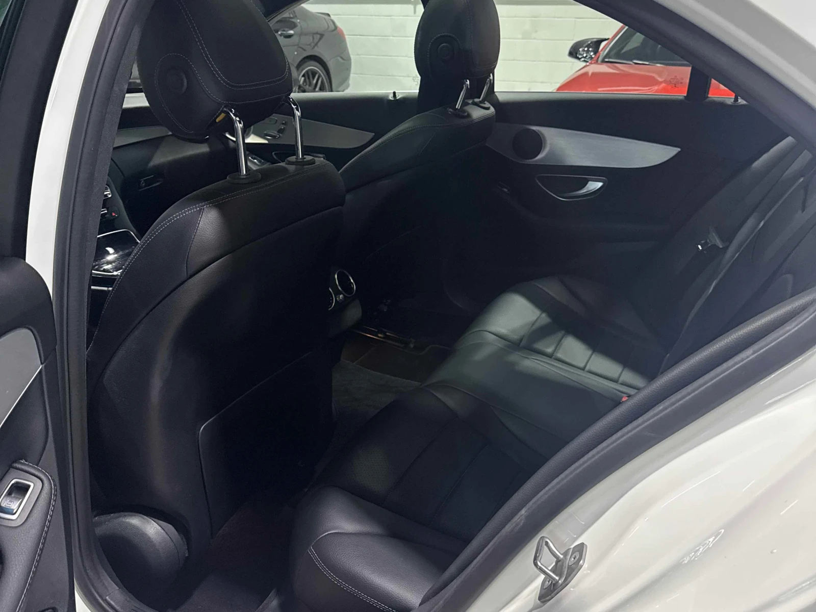 Mercedes-Benz C 300 4M* AMG-pkg* ����* �������* 360View | Mobile.bg � ����������� 11