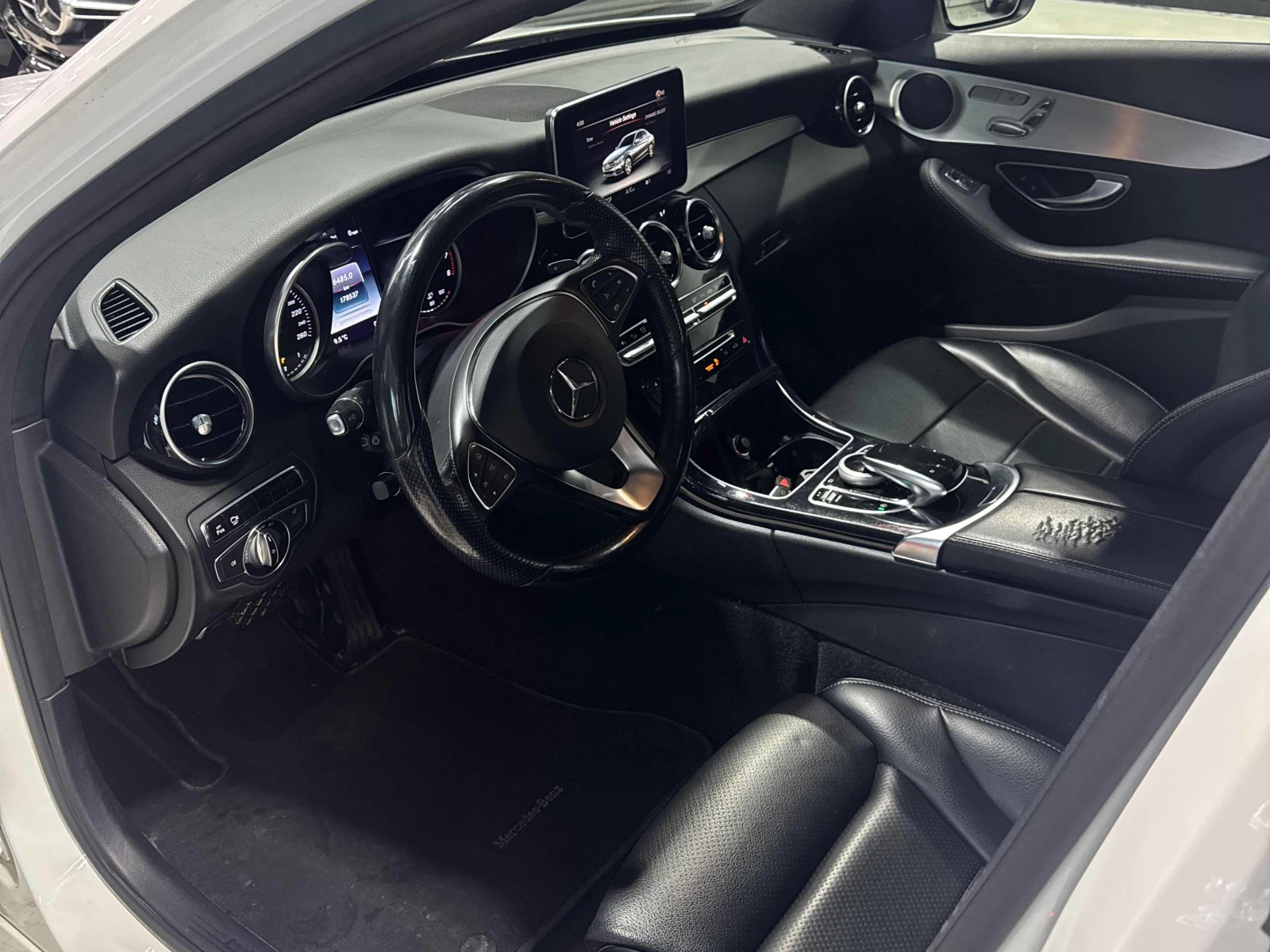 Mercedes-Benz C 300 4M* AMG-pkg* Пано* Подгрев* 360View - изображение 7