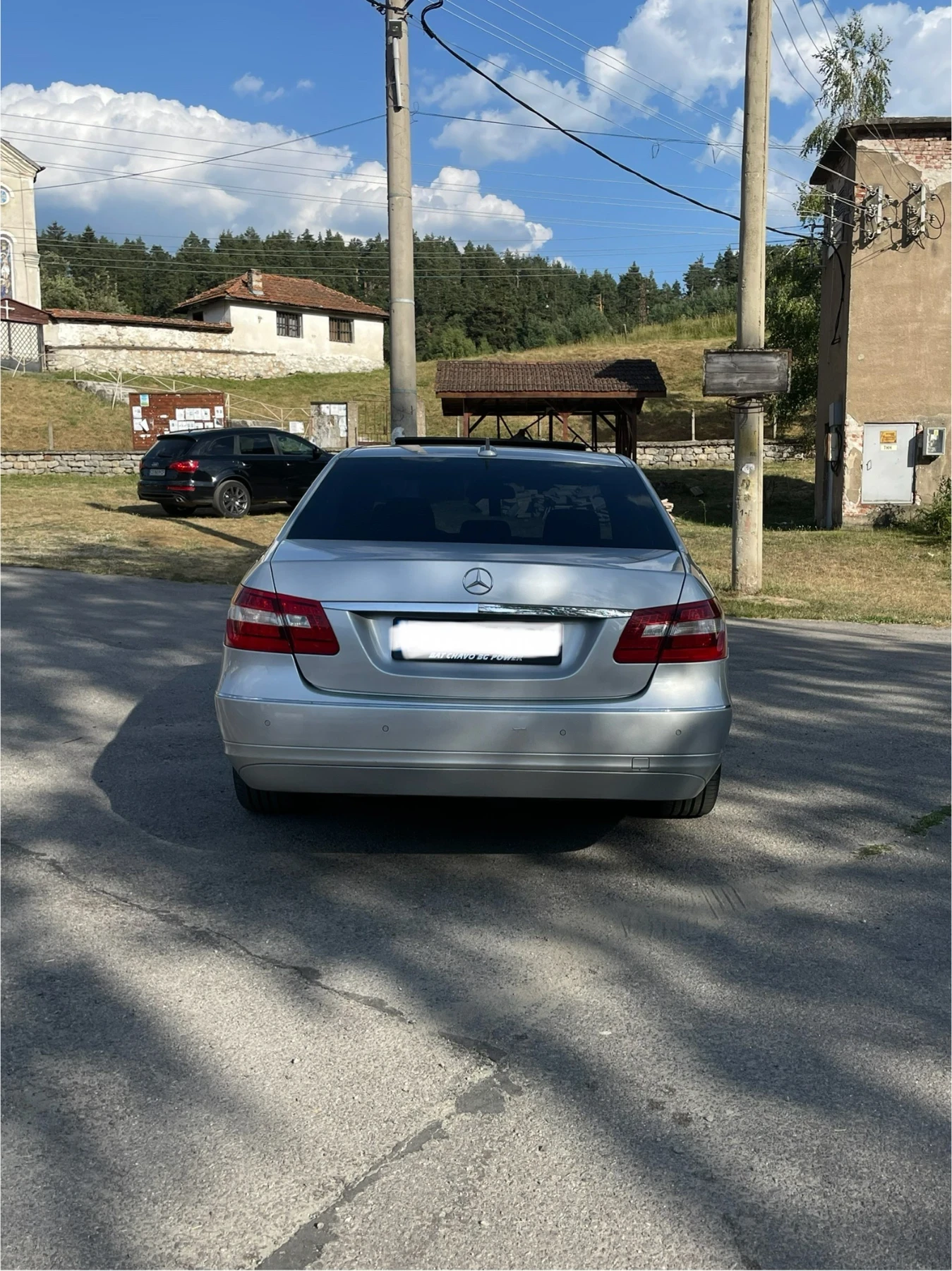 Mercedes-Benz E 220  - изображение 4