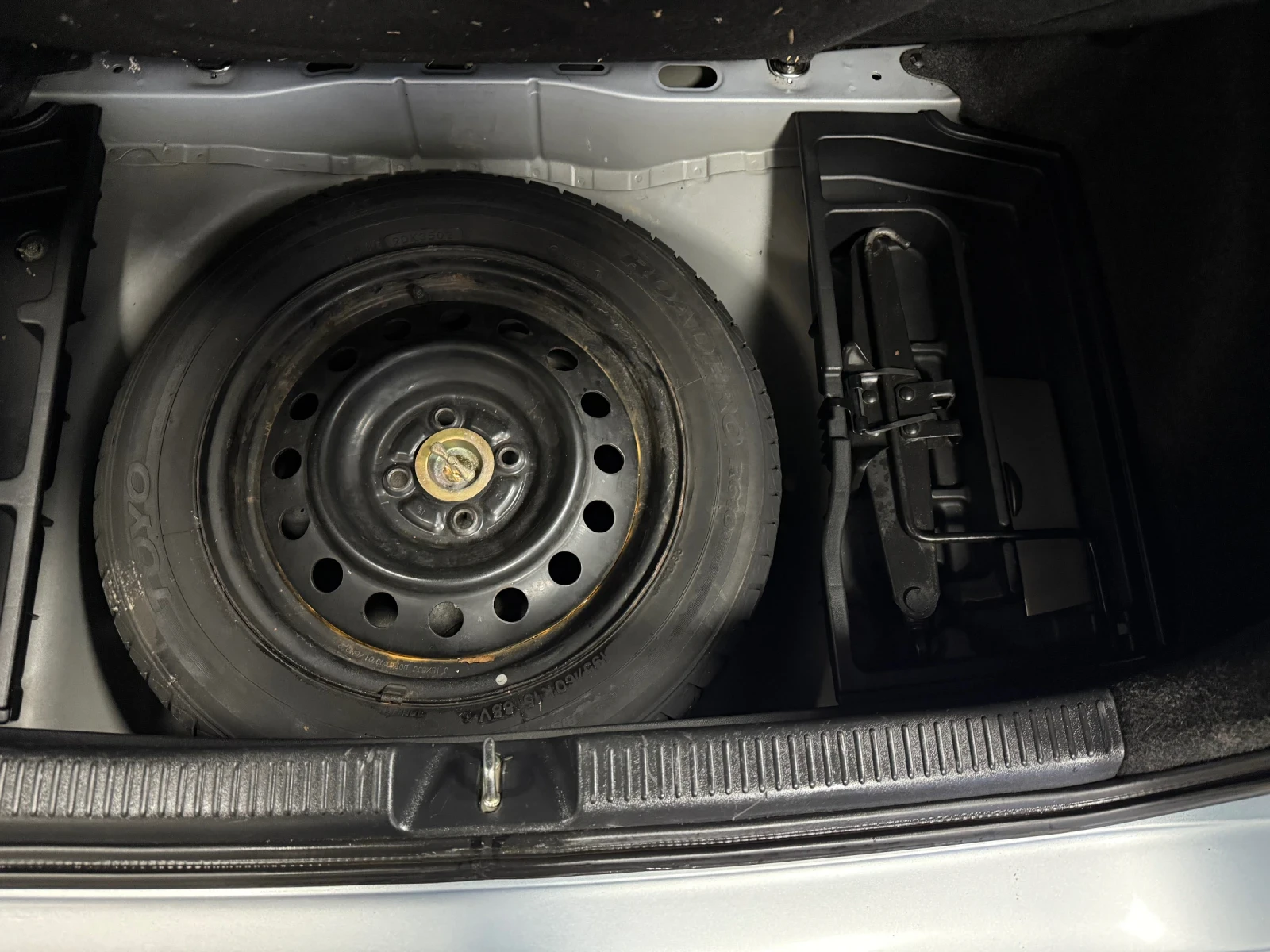 Toyota Corolla 2.0 D4D | Mobile.bg � ����������� 10