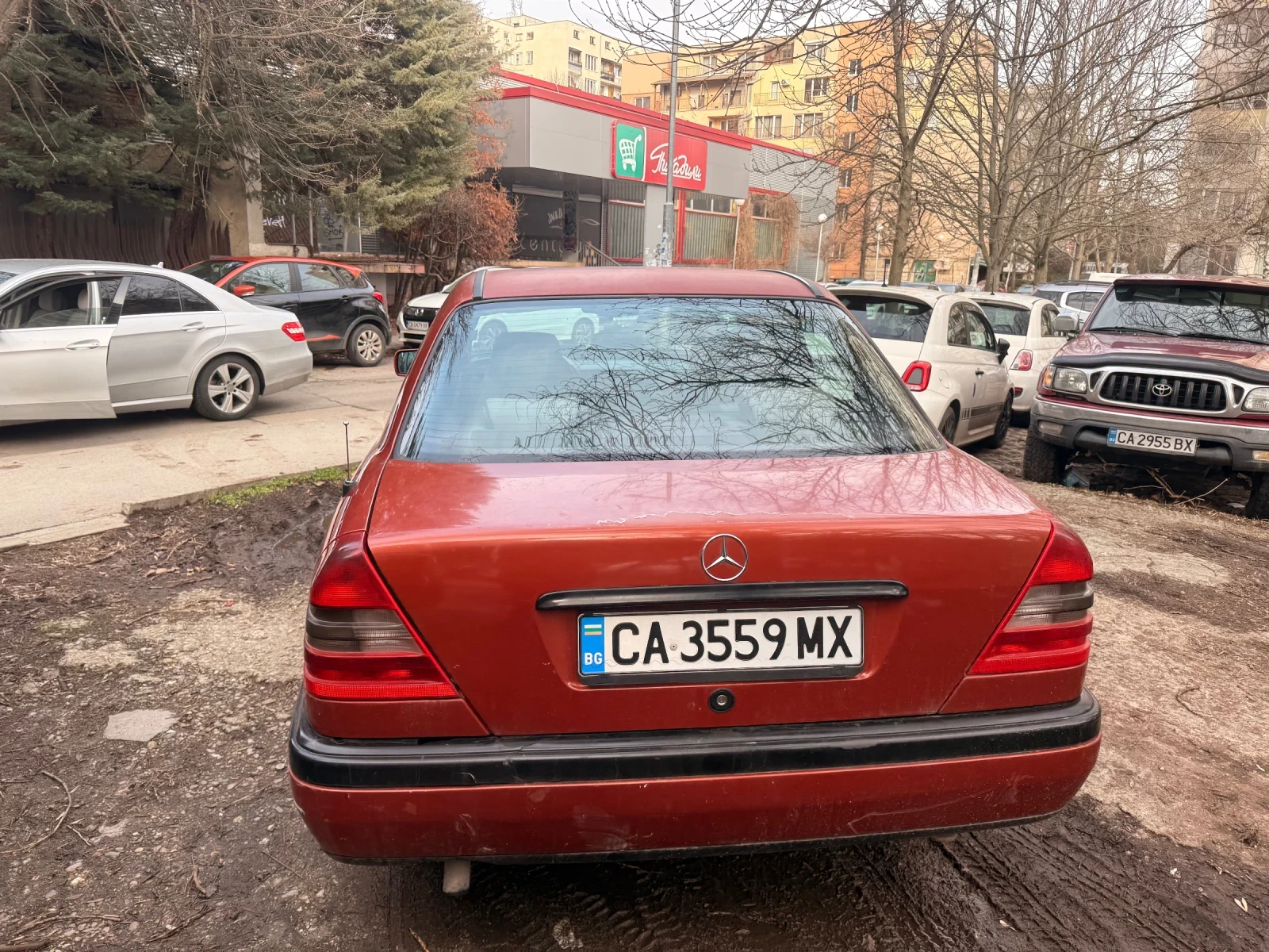 Mercedes-Benz C 220, снимка 2 - Автомобили и джипове - 53538786