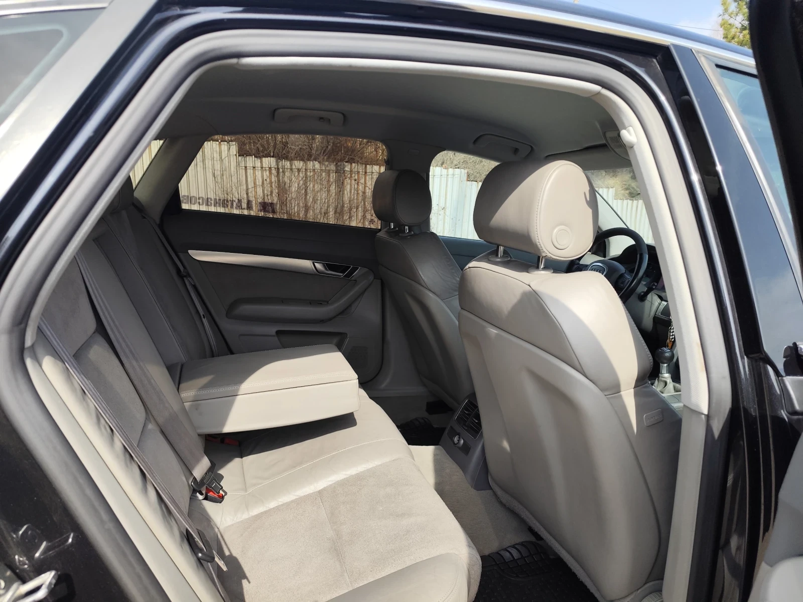 Audi A6 C6, снимка 11 - Автомобили и джипове - 53706159