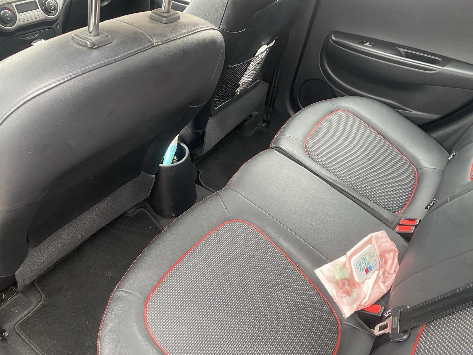 Hyundai I20, снимка 6 - Автомобили и джипове - 54015661